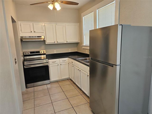 1408 N FORT HARRISON AVENUE B, Clearwater, FL 33755