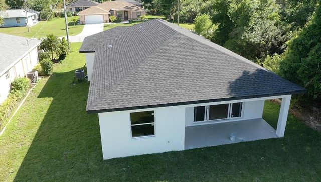 500 Sunset Road N, Rotonda West, FL 33947