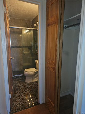 41-40 Union Street 10P, Flushing, NY 11355