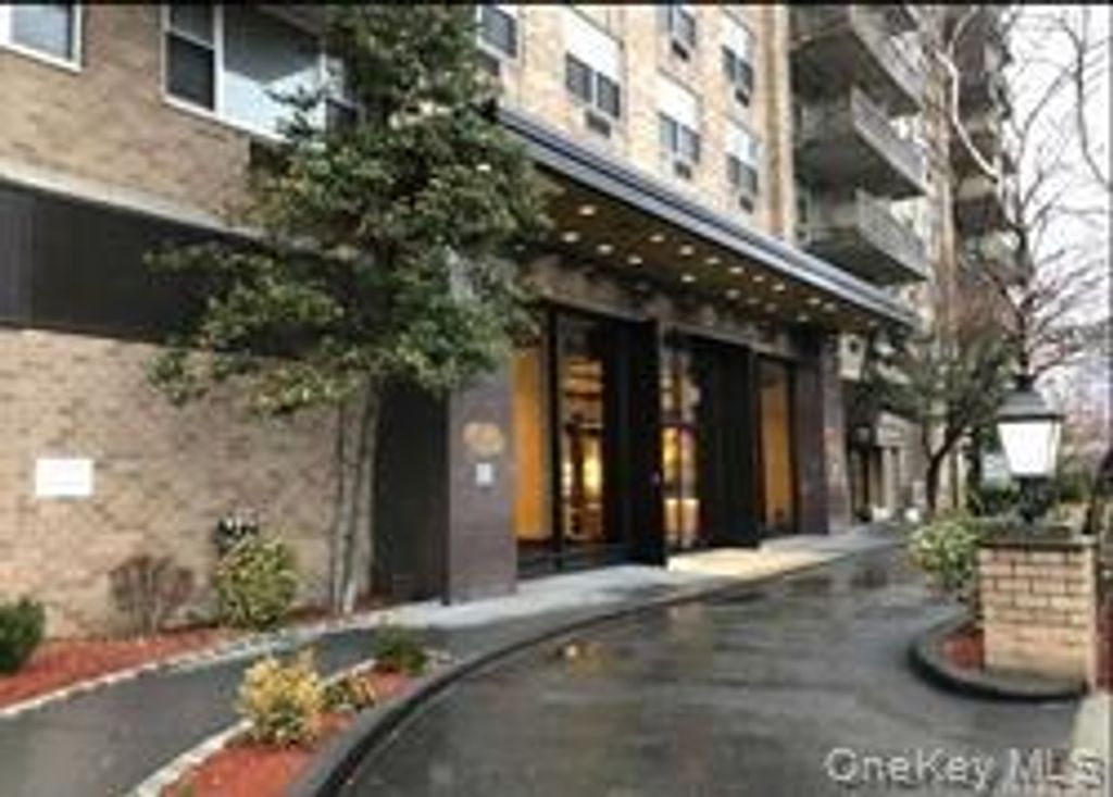 41-40 Union Street 10P, Flushing, NY 11355