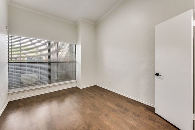 401 Pebble Way 239, Arlington, TX 76006