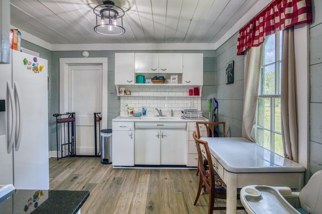 2578 County Road 121, Caldwell, TX 77836