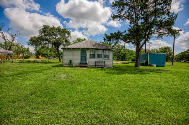 2578 County Road 121, Caldwell, TX 77836