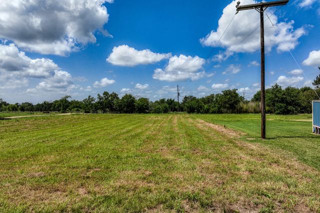 2578 County Road 121, Caldwell, TX 77836
