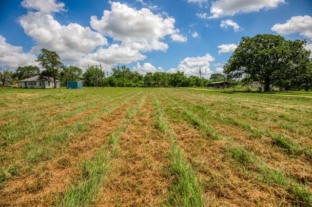 2578 County Road 121, Caldwell, TX 77836