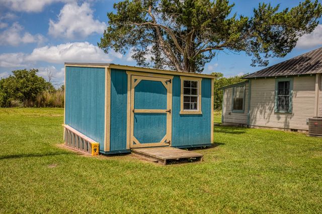 2578 County Road 121, Caldwell, TX 77836