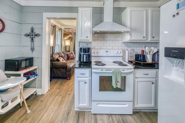 2578 County Road 121, Caldwell, TX 77836