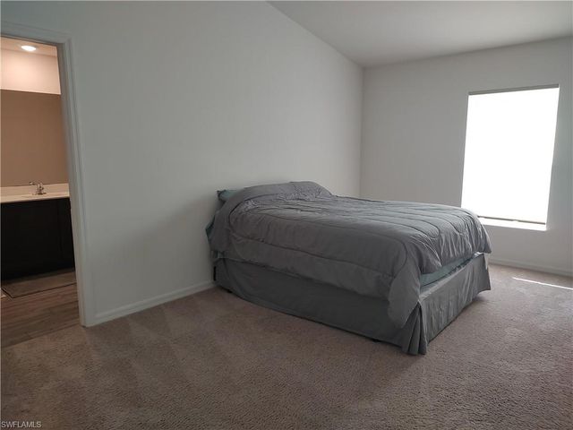 4204 NW 39th ST, Cape Coral, FL 33993