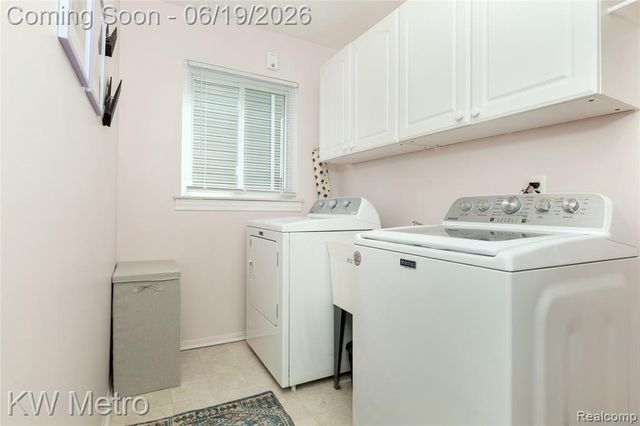 839 Dressler Lane, Rochester Hills, MI 48307