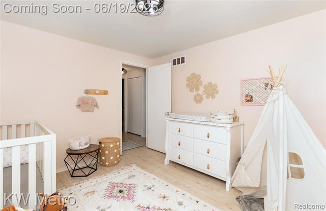 839 Dressler Lane, Rochester Hills, MI 48307