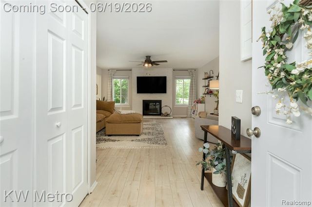 839 Dressler Lane, Rochester Hills, MI 48307