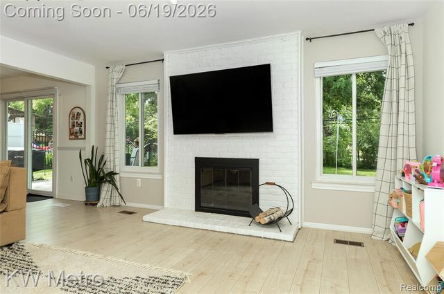 839 Dressler Lane, Rochester Hills, MI 48307