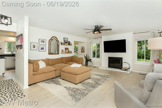 839 Dressler Lane, Rochester Hills, MI 48307