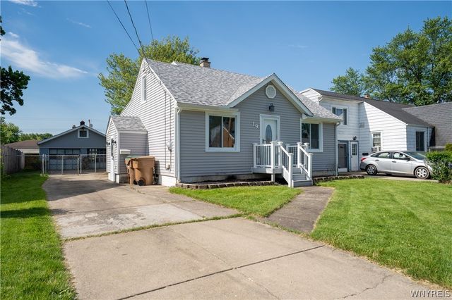 19 Wellworth Place, Cheektowaga, NY 14225