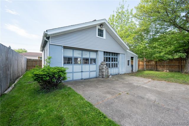19 Wellworth Place, Cheektowaga, NY 14225
