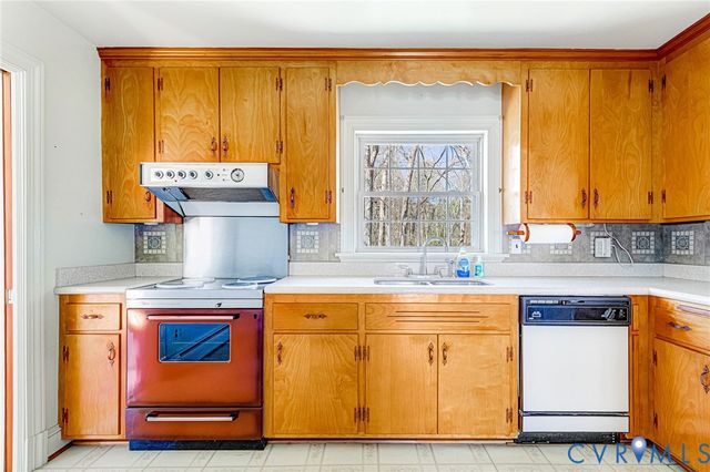 8414 Penobscot Rd, Richmond, VA 23227