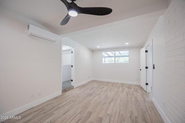 6828 N 10TH Avenue, Phoenix, AZ 85013
