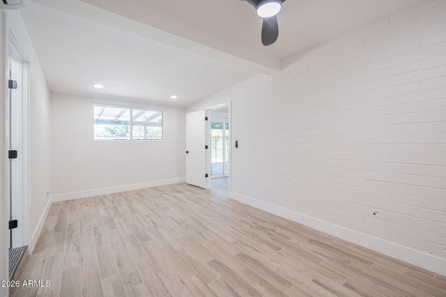 6828 N 10TH Avenue, Phoenix, AZ 85013