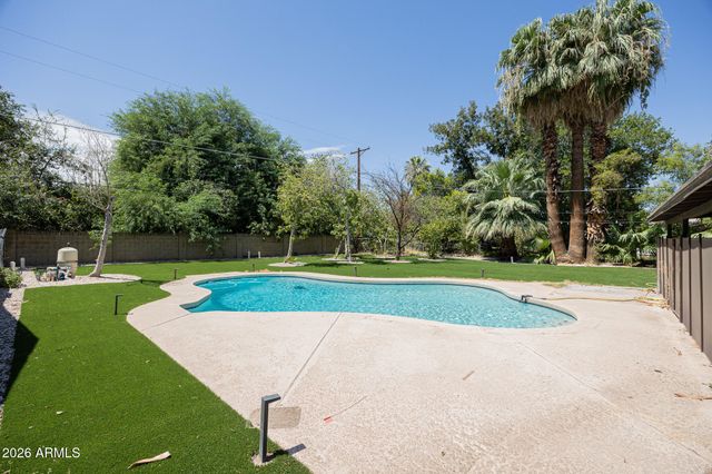 6828 N 10TH Avenue, Phoenix, AZ 85013