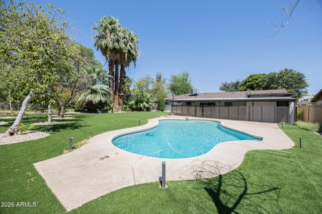 6828 N 10TH Avenue, Phoenix, AZ 85013