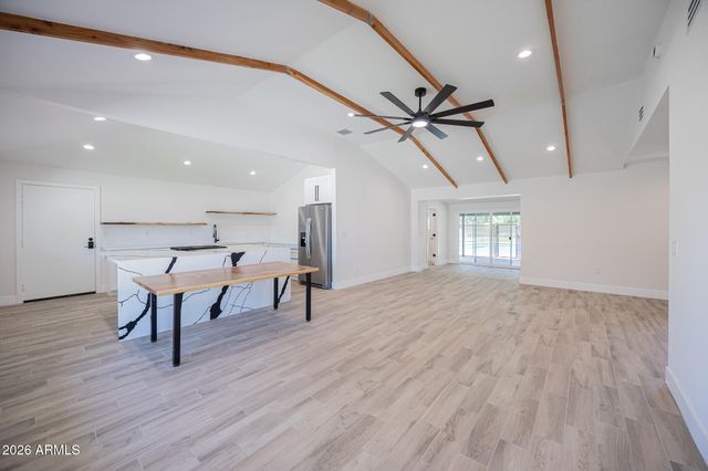 6828 N 10TH Avenue, Phoenix, AZ 85013