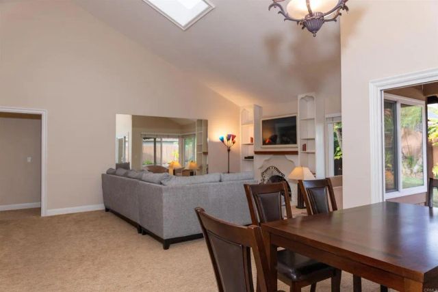 17417 Plaza Sonada, San Diego, CA 92128