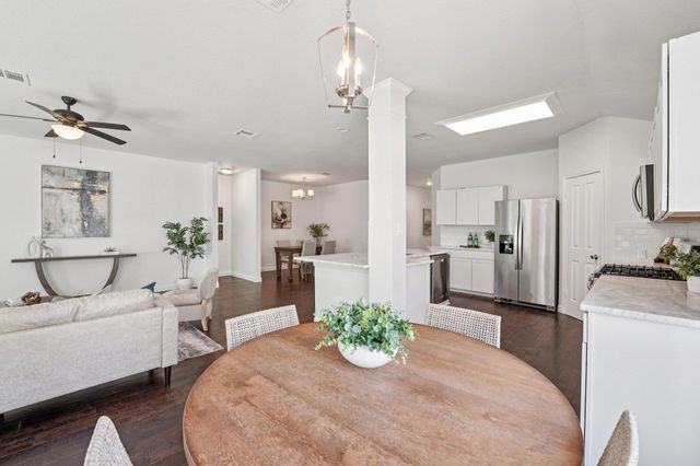 2220 Kerr TRL, Cedar Park, TX 78613