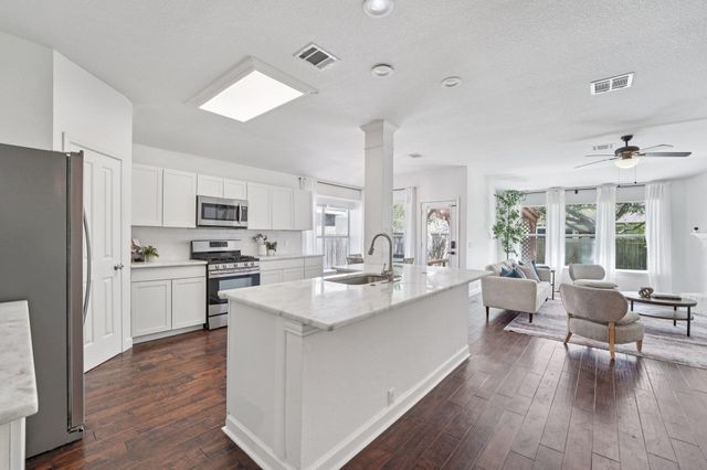 2220 Kerr TRL, Cedar Park, TX 78613