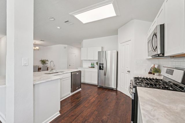 2220 Kerr TRL, Cedar Park, TX 78613