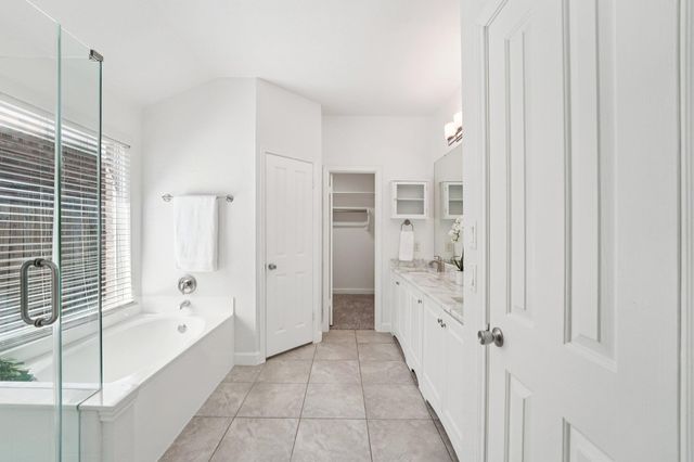 2220 Kerr TRL, Cedar Park, TX 78613