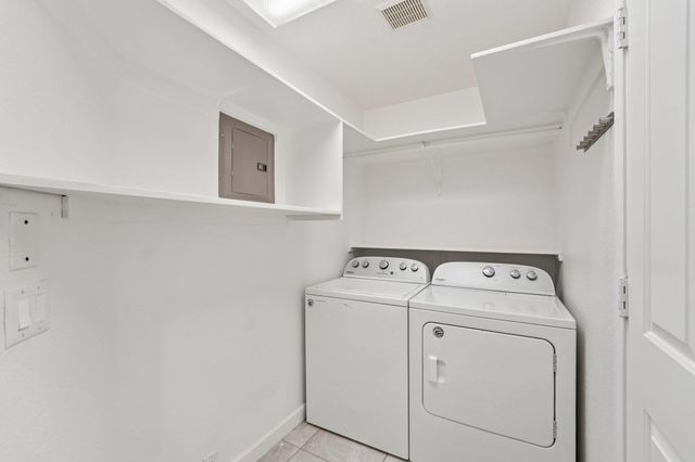 2220 Kerr TRL, Cedar Park, TX 78613