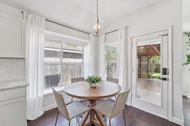 2220 Kerr TRL, Cedar Park, TX 78613