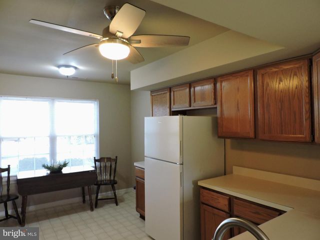 5502 CONSTITUTION CT, North Wales, PA 19454