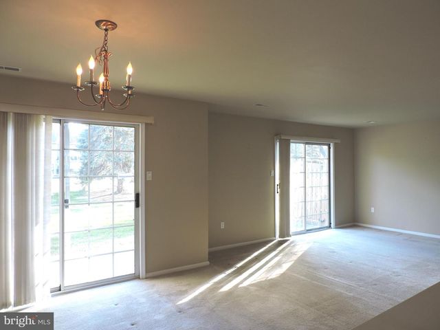 5502 CONSTITUTION CT, North Wales, PA 19454