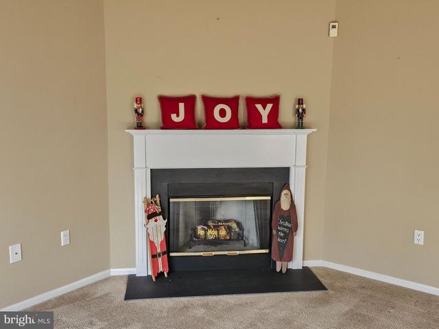 5502 CONSTITUTION CT, North Wales, PA 19454