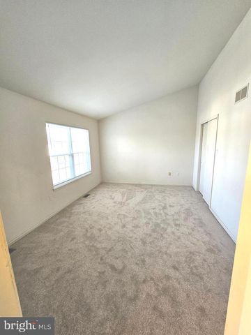 5502 CONSTITUTION CT, North Wales, PA 19454