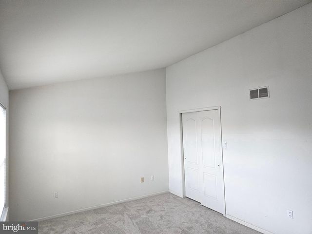 5502 CONSTITUTION CT, North Wales, PA 19454