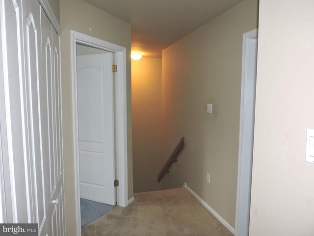 5502 CONSTITUTION CT, North Wales, PA 19454