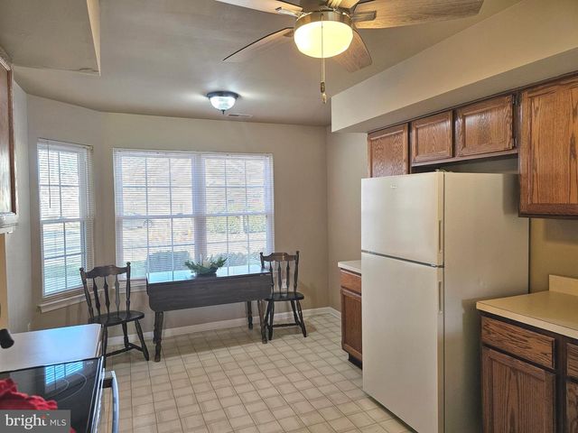 5502 CONSTITUTION CT, North Wales, PA 19454