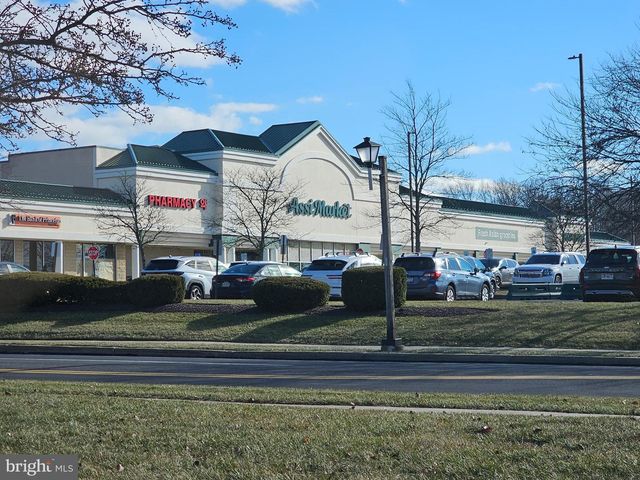 5502 CONSTITUTION CT, North Wales, PA 19454