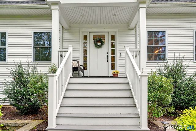 153 North Street, Trumbull, CT 06611