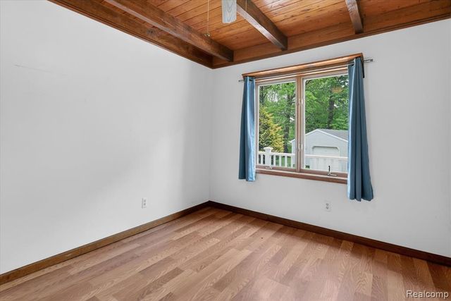41303 Harris Road, Belleville, MI 48111