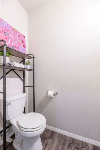 1114 S Kingfisher Lane, Fayetteville, AR 72701