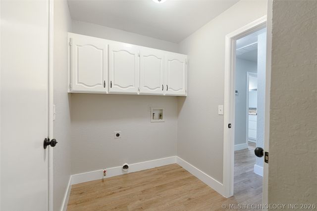 1925 N Desert Palm Avenue, Broken Arrow, OK 74012