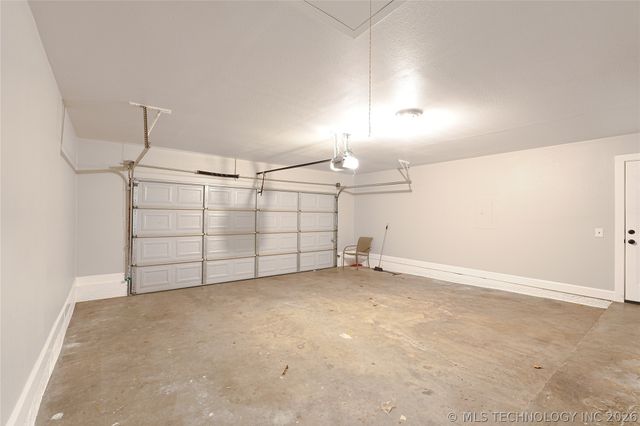 1925 N Desert Palm Avenue, Broken Arrow, OK 74012