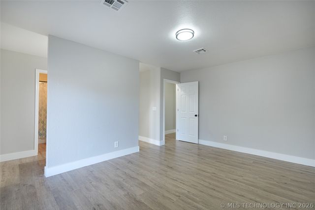 1925 N Desert Palm Avenue, Broken Arrow, OK 74012