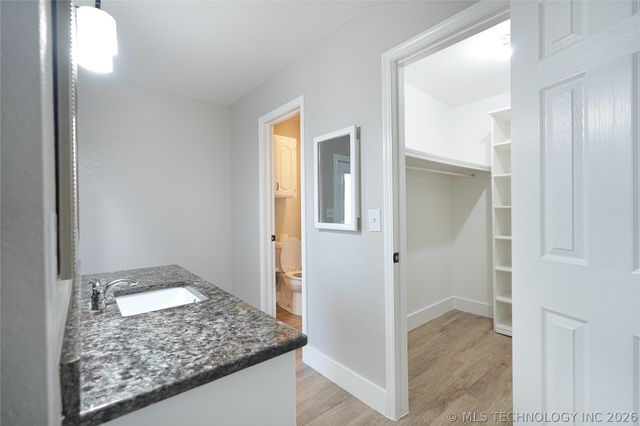 1925 N Desert Palm Avenue, Broken Arrow, OK 74012