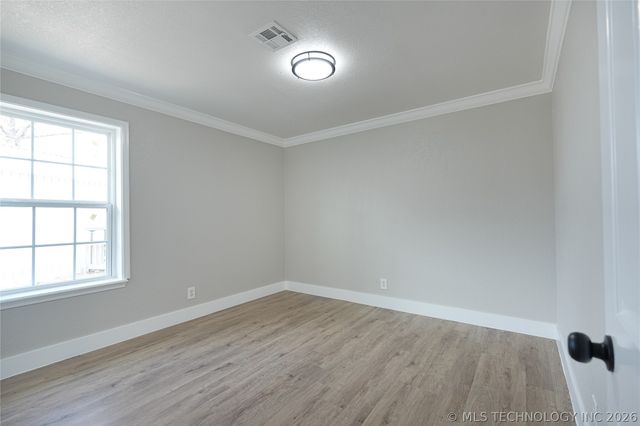 1925 N Desert Palm Avenue, Broken Arrow, OK 74012