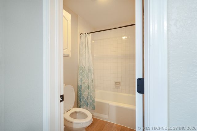 1925 N Desert Palm Avenue, Broken Arrow, OK 74012