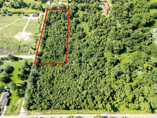 20-B Barrett Rd, Beaumont, TX 77708